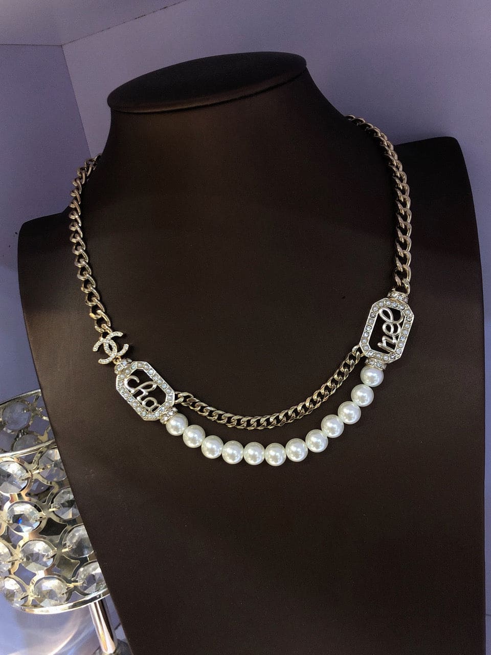 18K Chanel Diamonds Necklace