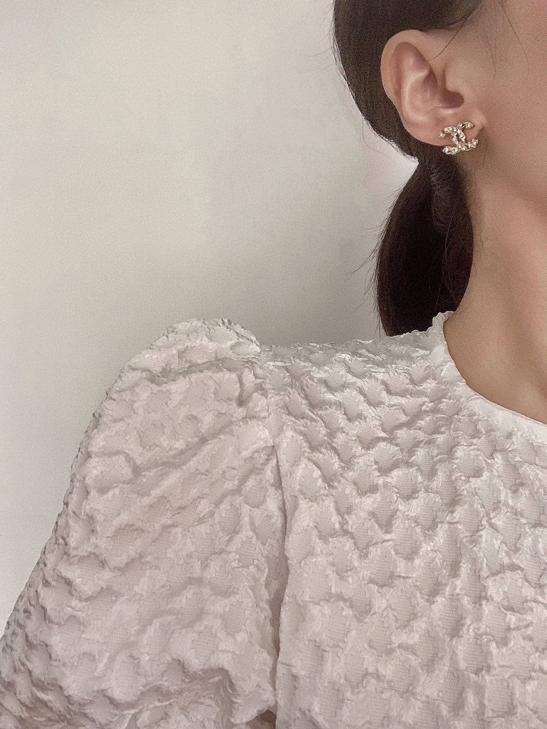 18K  Chanel Full Crystals Earrings