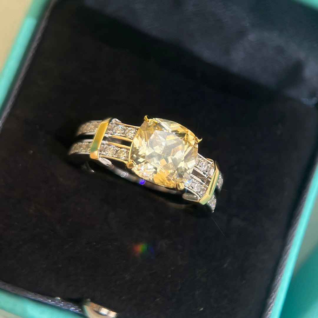 18K Tiffany Schlumberger Stone Ring