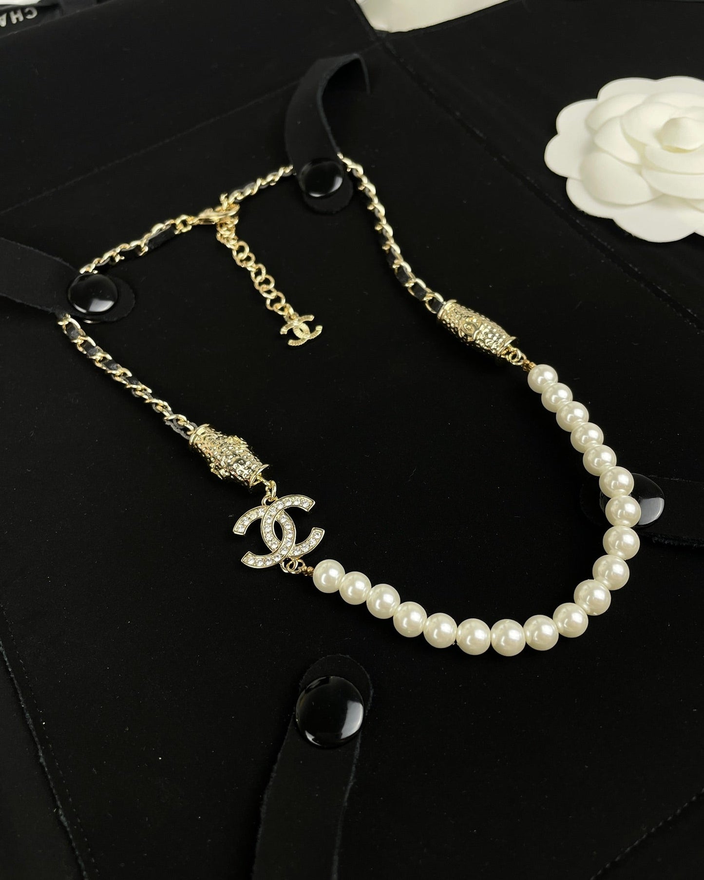 18K  Chanel Crystals Choker Necklace