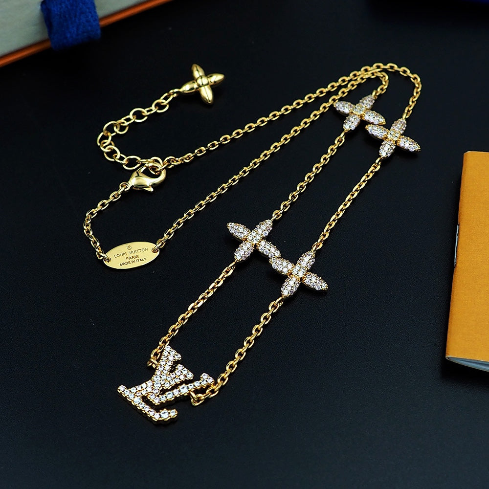 18K Gold Louis Vuitton Iconic Trésor Necklace